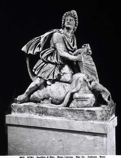 Mithras dödar en tjur (marmor) av Roman
