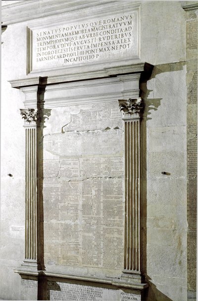 Plaquet av Triumphal och Consular Fastes. Kejsar Augustus period. 27 f.Kr.-14 e.Kr. Rom, Musei Capitolini - Registreringsskylt för den romerske kejsaren Augustus (27 f.Kr.-14 e.Kr.) konsulära och triumffastiperioden. Musei Capitolini, Rom, Italien av Roman