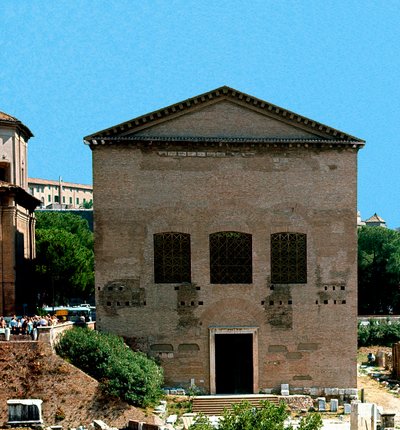 Forum Romanum: utsikt över mötesplatsen Curia (curia) för senaten. 1:a århundradet f.Kr. Rom av Roman