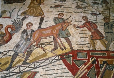 Romersk konst: detalj av mosaiken "" Den huvudsakliga jaktdelen"" Gaseller lastas på fartyg. 315-350 e.Kr. Piazza Armerina, Villa Romana del Casale av Roman