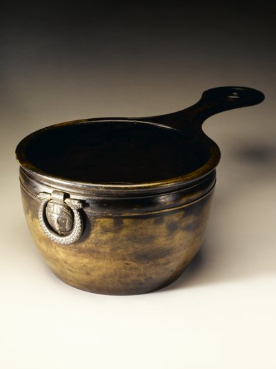 Plåt med konserverad insida, från Dowalton Loch Crannog, Wigtownshire (brons och plåt) av Roman