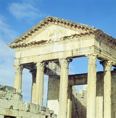 Utsikt över Capitolium, frontfasad, 166-167 AD (se även 92114) av Roman