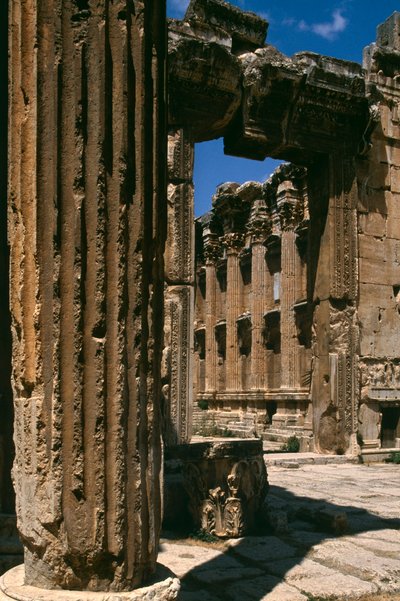 Bacchus tempel, detalj, höga kejsarperioden (27 f.Kr.-395 e.Kr.) av Roman Imperial Period
