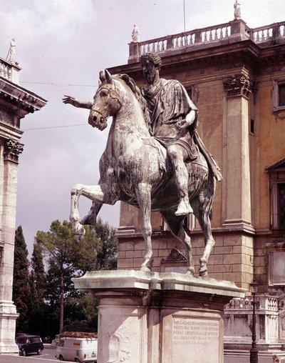Ryttarstaty av Marcus Aurelius - Campidoglio-torget, Rom av Roman Roman