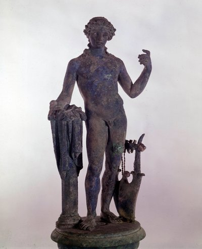 Romersk konst: staty av Apollo i brons. Museum för romerska antikviteter i Rom av Roman Roman
