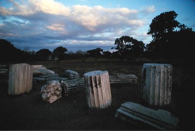 Ruiner från Athenas tempel av Roman Roman