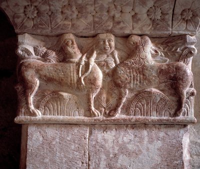 Jaktscen, snidad huvudstad i Priory-tribunen av Romanesque