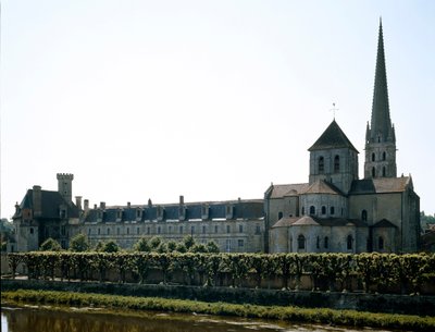 Romansk konst: utsikt över basilikan Saint Savin-sur-Gartempe (Saint Savin-sur-Gartempe), grundad på 1000-talet. Saint Savin, Wien av Romanesque