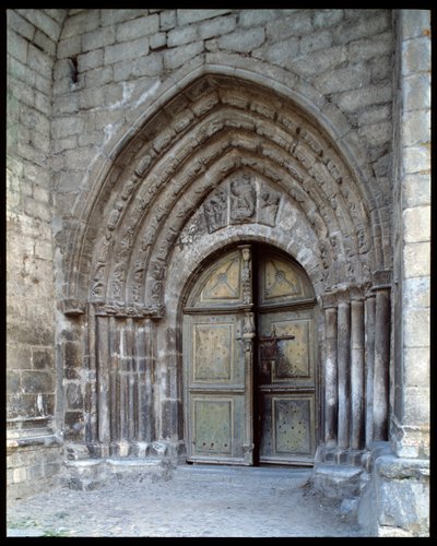 Utsikt över kyrkan av Romanesque
