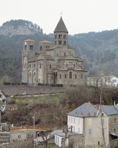 Utsikt över kyrkan av Romanesque