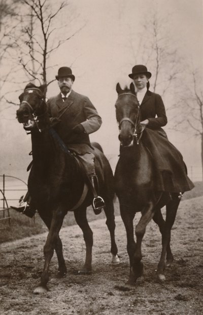H.M. Kung George V och prinsessan Mary, 1914. av Rotary Photo