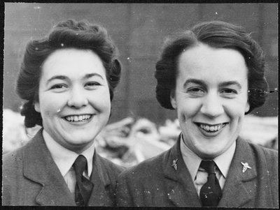  av Royal Air Force Film Production Unit
