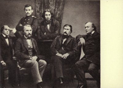 L N Tolstoi med författare-bidragsgivare till tidningen "Sovremennik", Peterburg av Russian Photographer