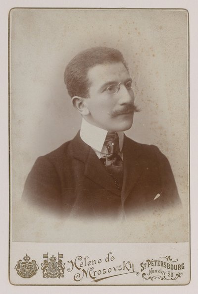 Porträtt av målaren Leon Bakst (1866-1924) av Russian Photographer