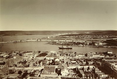 Södra viken och Cape Paul i Sevastopol (Sebastopol). Albuminfoto, slutet av 1850-talet. Institutet för den materiella kulturens historia, St Petersburg av Russian Photographer