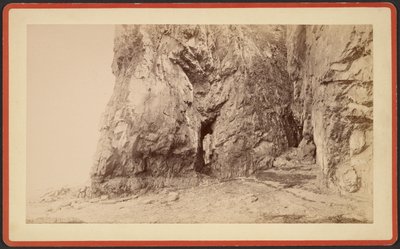 Split Rock från norr, Mt. Desert. av S.R. Stoddard