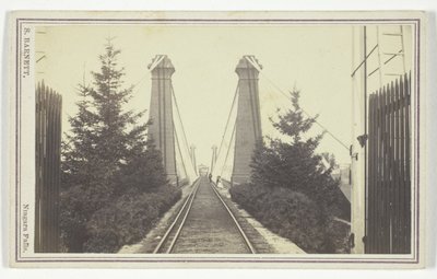 Järnvägens hängbro, Niagarafallen av S. Barnett