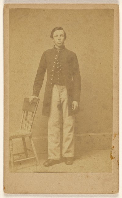 [Oidentifierad sydstatssoldat, stående] av Samuel A. Cooley