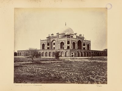Delhi; kejsar Humayuns mausoleum av Samuel Bourne