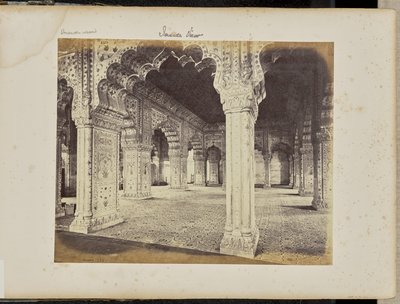 Delhi - Palatset, interiör av Diwan-i-Khas av Samuel Bourne