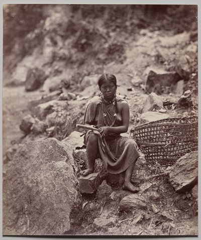 Lepcha Woman (number 1908) av Samuel Bourne