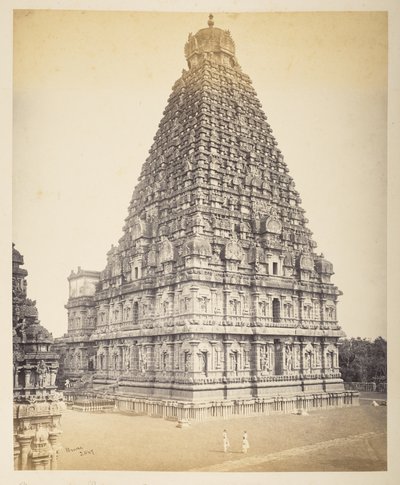 Den stora pagoden, Tanjore, från vallarna av Samuel Bourne