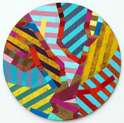 Twixt Heaven & Earth XIV-A (akryl på cirkulär skiva) av Sara Hayward