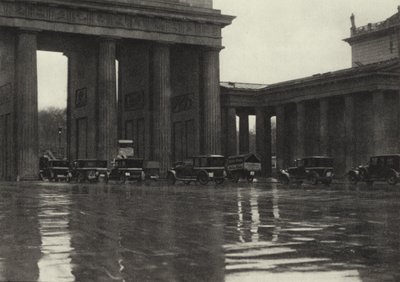 Berlin: Brandenburger Tor; Brandenburger Tor (s/v foto) av Sasha Stone