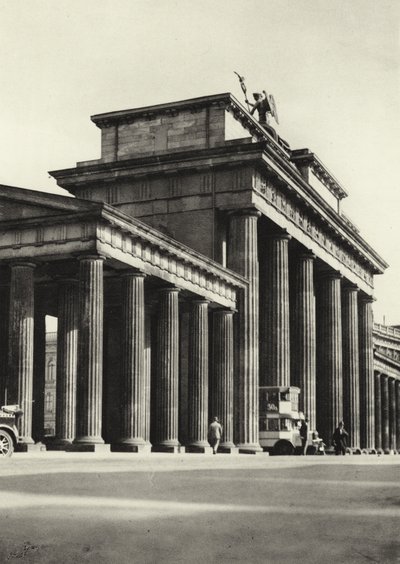 Berlin: Brandenburger Tor; Brandenburger Tor (s/v foto) av Sasha Stone