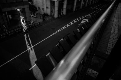 Urban nattskugga av Satoshi Hata
