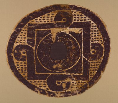 Runddel med ögla från en filt eller överdrag, 300-400-tal (vävväv med extra inslagsomslag, ofärgat linne och färgad ull) av School Byzantine