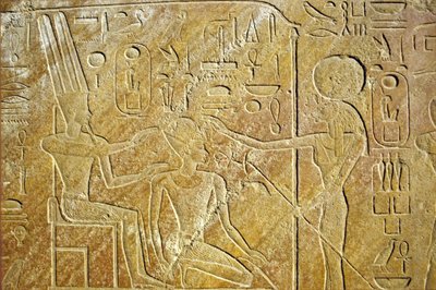 Forntida Egypten, Väggmålning/ristning, Sakhmet adresserar Amon Ra och Hatshepsut, Karnaktemplet, Luxor av School Egyptian