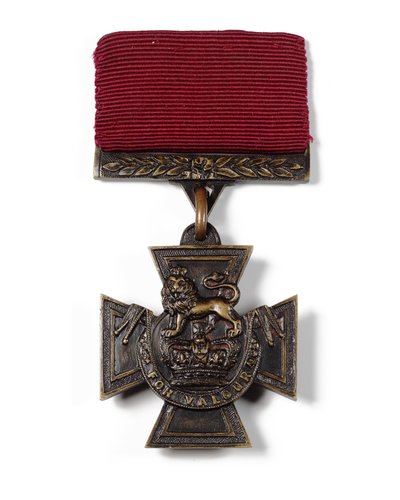 Victoria Cross (brons med sidenband) av School English