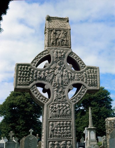 Utsikt över Muiredachs kors, huggen sten, c.521 av School Irish