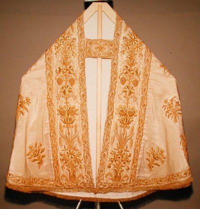 Framifrån av Parato del Corpus Domini cope (silke) (se 152128 för bakifrån) av School Italian