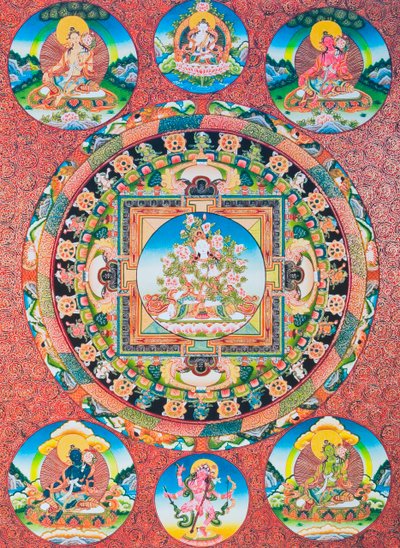 Vit Tara Mandala; den sjuögda kvinnliga gudomen i det buddhistiska panteonet som representerar medkänslans gudinna och mänskliga varelsers beskyddare (gouache på tyg) av School Nepalese