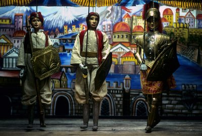 Puppi, Palermo, Sicilien, Italien. Dessa sicilianska dockor tillhör en gammal tradition som syftar till att berätta för sicilianerna historien om de normandiska invasionerna. av School Sicilian