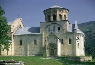 Södervy av kyrkan Sveta Bogodorica av Serbian School