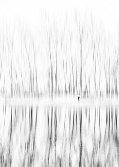 Ensam figur – vinterreflektion av Shanrui Ren