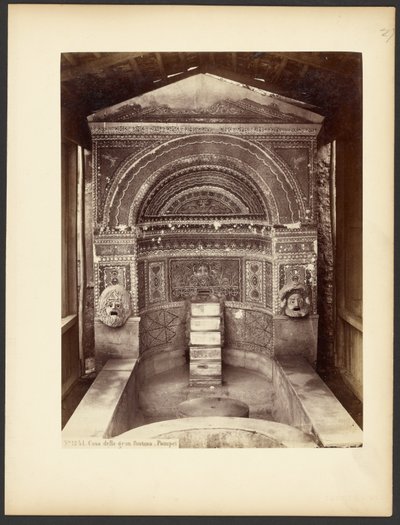 Huset med den stora fontänen. Pompeji. av Sommer and Behles