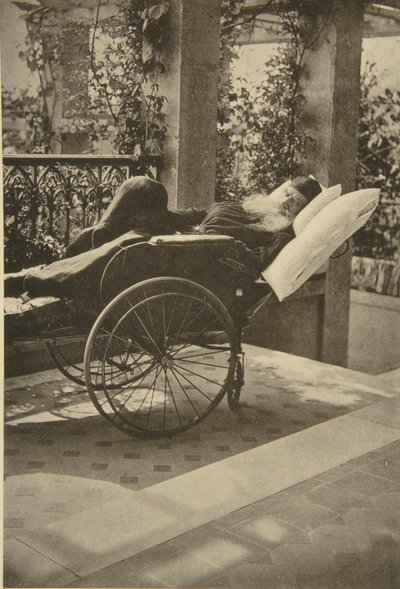 Den ryske författaren Leo Tolstoy återhämtar sig i Gaspra, Krim, Ryssland, 1902. av Sophia Andreevna Tolstaya