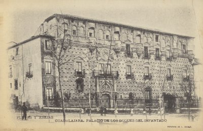 Palacio del Infantado, Gudalajara, Spanien (svartvitt foto) av Spanish Photographer