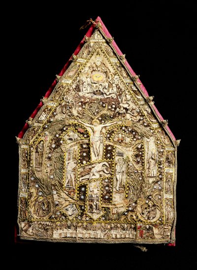 Eveque miter i guld dekorerad av fjädermosaik gjord av spanska missionärer i Mexiko. 1500-talets Florens, Museo degli Argenti av Spanish School