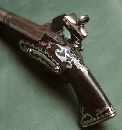 Gammal pistol av Spanish School