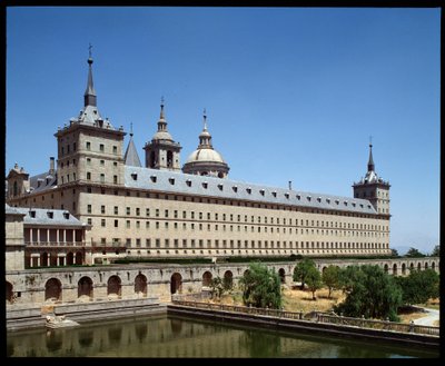 Utsikt över klostret och kunglig säte av Spanish School