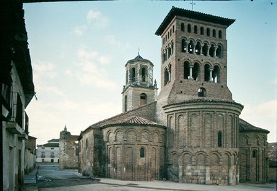Utsikt över kyrkan San Tirso av Spanish School
