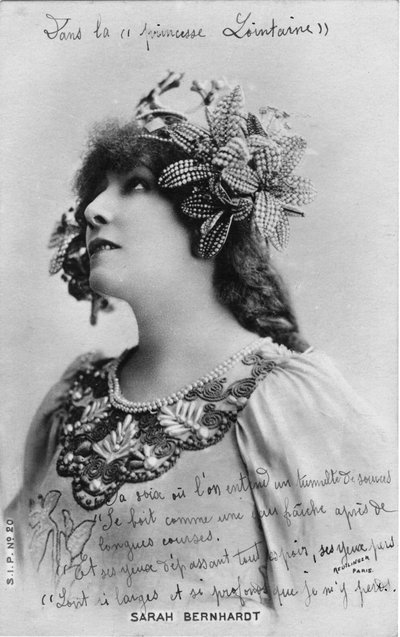 Henriette Rosine Bernard aka Sarah Bernhardt (1844-1923) i rollen som "The distant princess", en pjäs av Edmond Rostand (s/v foto) av Studio Reutlinger