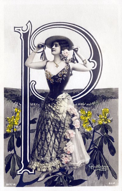 P : Mlle Lolita, konstnär från 1900-talet - Alfabet i vykort av Studio Reutlinger
