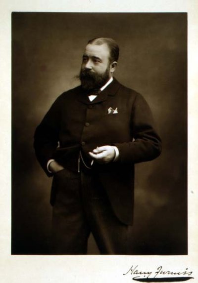 Harry Furniss (1854-1925), illustratör och karikatyrtecknare, porträttfotografi (s/v foto) av Studio Walery