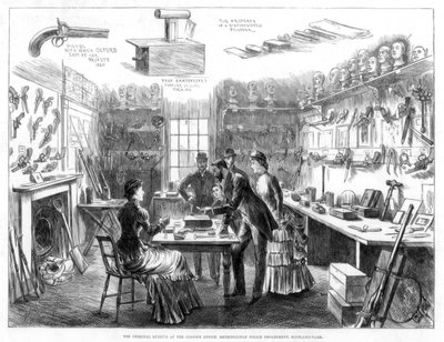 The Criminal Museum at the Convict Office, Metropolitan Police Department, London, 1883. av Swain